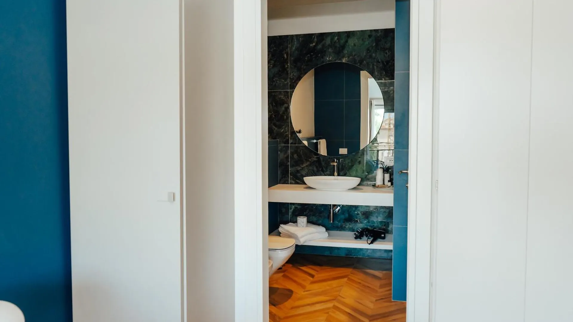 Nocleg ze śniadaniem C House Rooms Lake Peschiera del Garda
