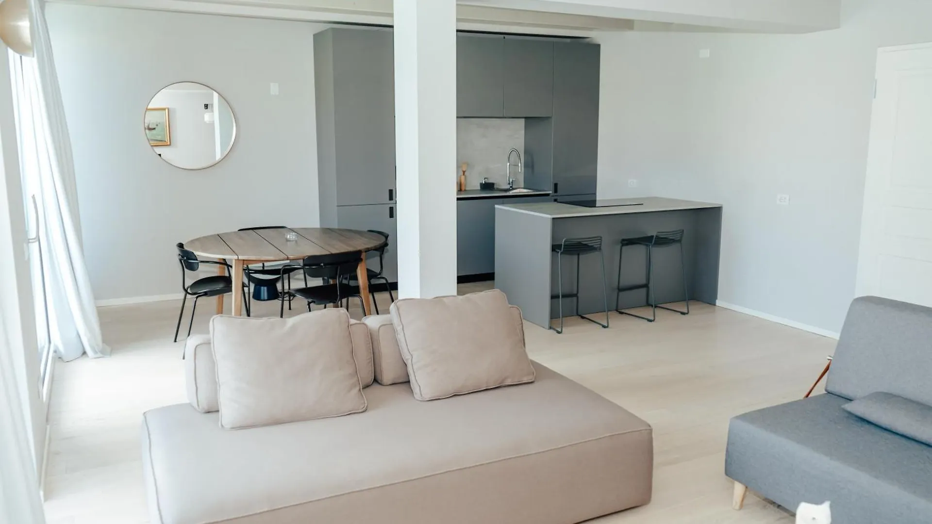 C House Rooms Lake Peschiera del Garda Nocleg ze śniadaniem