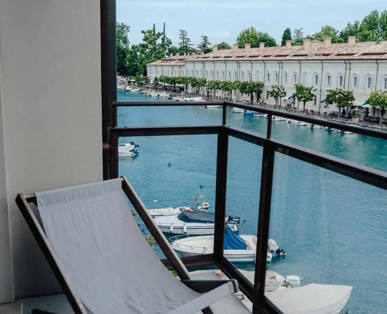 C House Rooms Lake Peschiera del Garda Nocleg ze śniadaniem