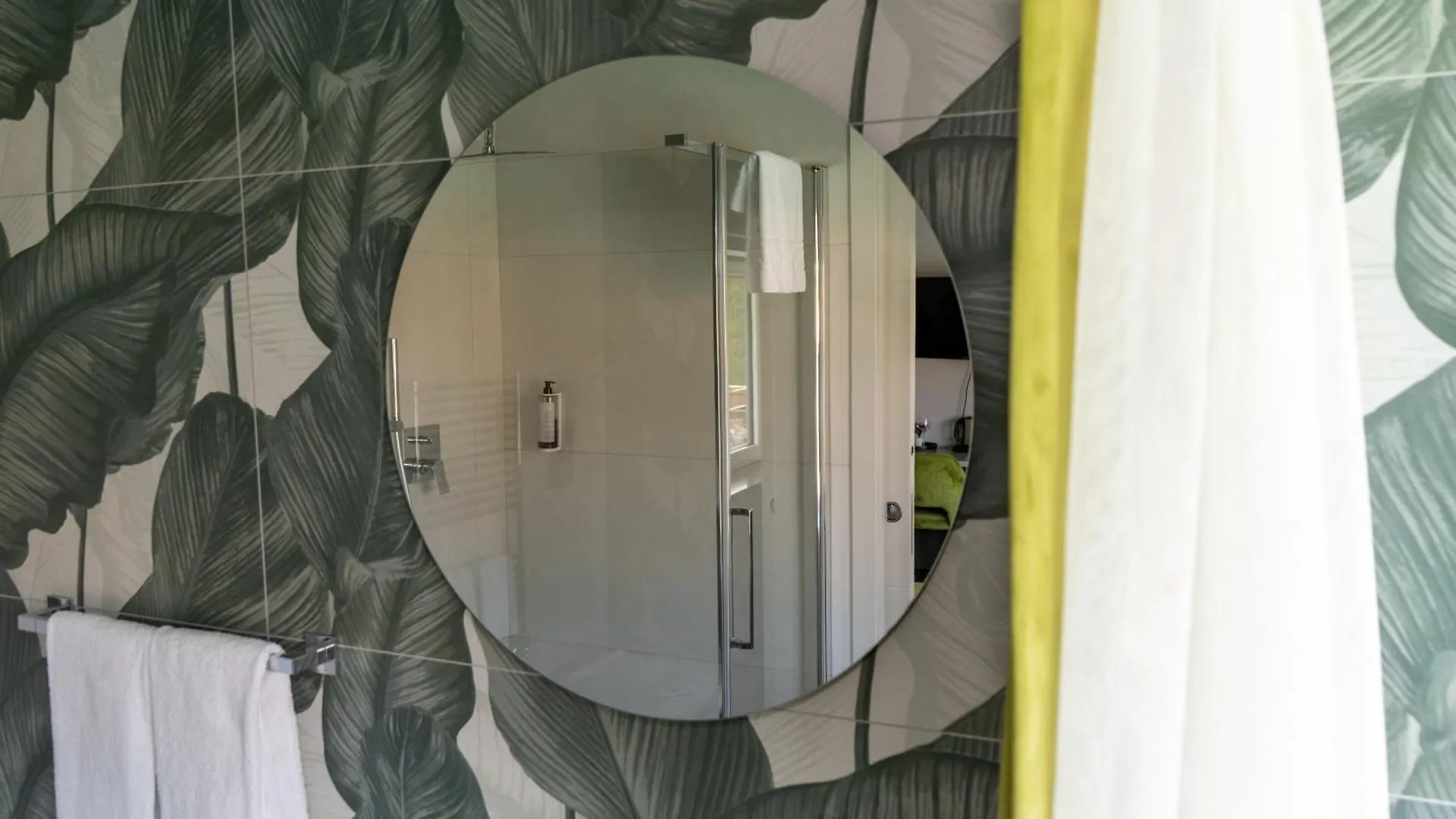C House Rooms Lake Peschiera del Garda Nocleg ze śniadaniem